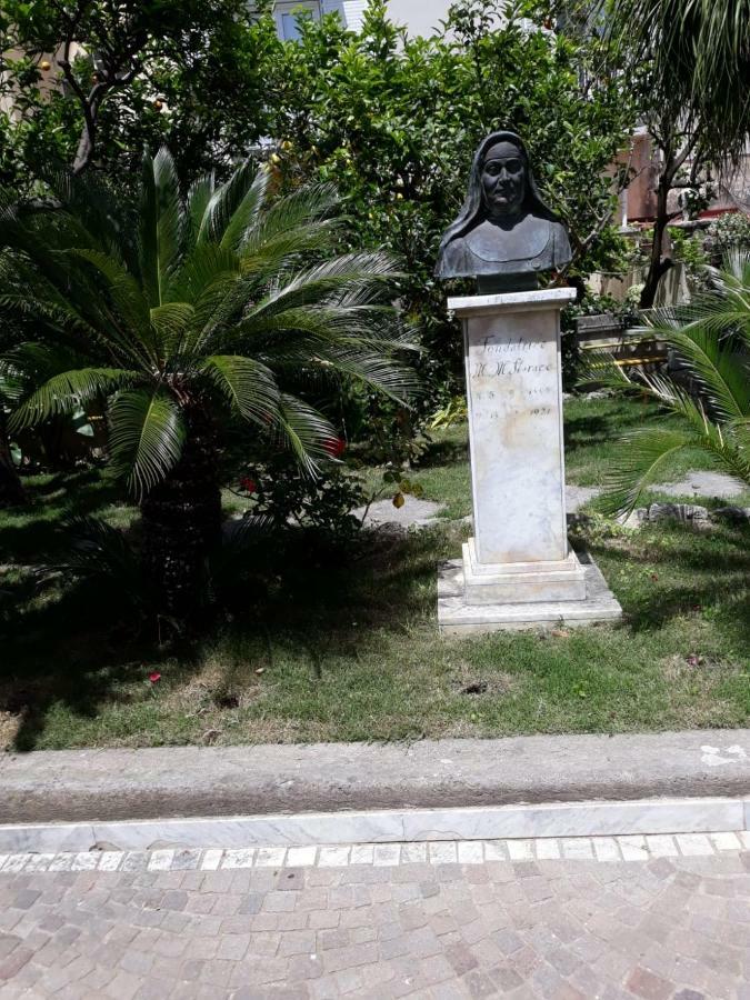 Maria Maddalena Holiday House Вико Екуензе Екстериор снимка